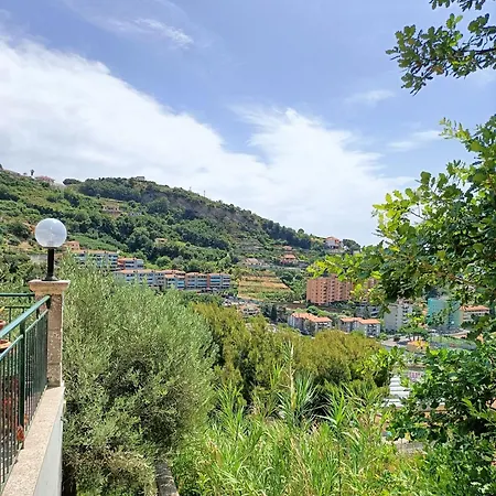 Сasa de vacaciones Casa Indipendente Roque Vista Al Mar Con Parking Gratuito Vallecrosia