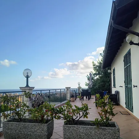 Casa Indipendente Roque Vista Al Mar Con Parking Gratuito 度假居