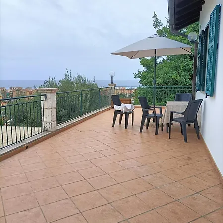 Casa Indipendente Roque Vista Al Mar Con Parking Gratuito * ヴァッレクロージア