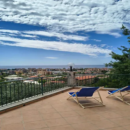Casa Indipendente Roque Vista Al Mar Con Parking Gratuito 펜션