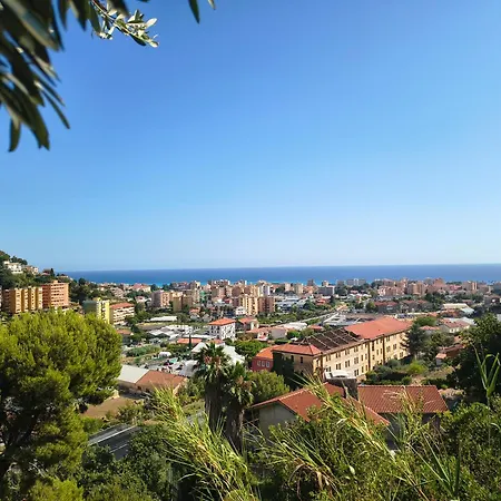 펜션 Casa Indipendente Roque Vista Al Mar Con Parking Gratuito *