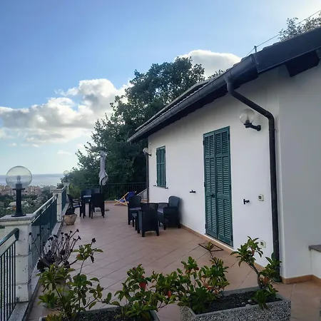 Vakantiehuis Casa Indipendente Roque Vista Al Mar Con Parking Gratuito Vallecrosia