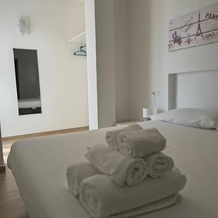 펜션 Casa Indipendente Roque Vista Al Mar Con Parking Gratuito 발레크로시아