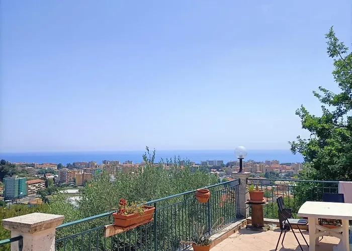 Casa Indipendente Roque Vista Al Mar Con Parking Gratuito * Vallecrosia