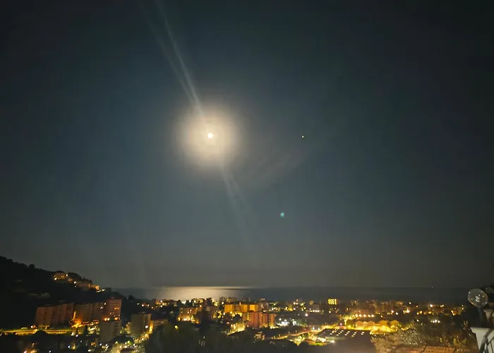 Casa Indipendente Roque Vista Al Mar Con Parking Gratuito Vakantiehuis