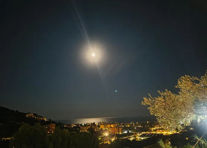 Casa Indipendente Roque Vista Al Mar Con Parking Gratuito